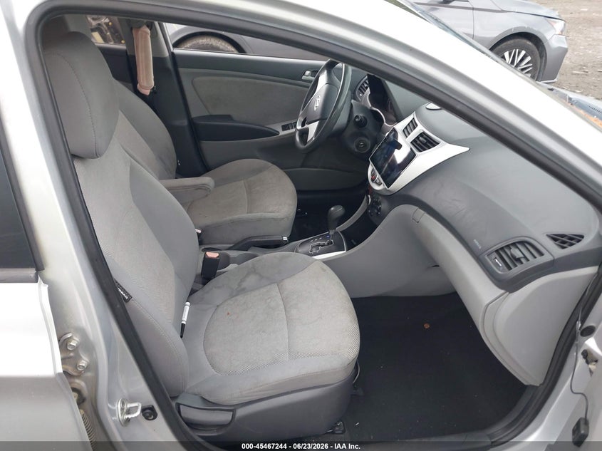 2012 HYUNDAI ACCENT auction photo 5