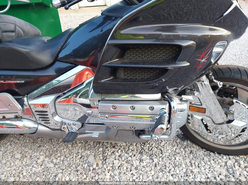 2010 HONDA GL1800 auction photo 8