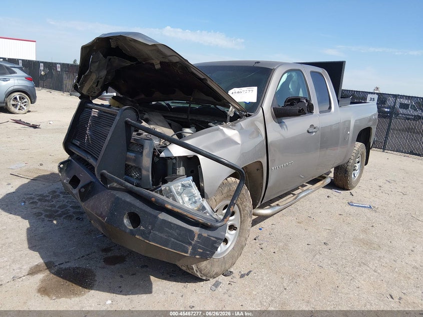 2012 CHEVROLET SILVERADO 1500 auction photo 2