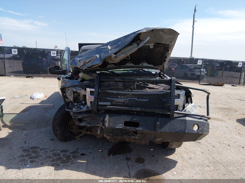 2012 CHEVROLET SILVERADO 1500 auction photo 6