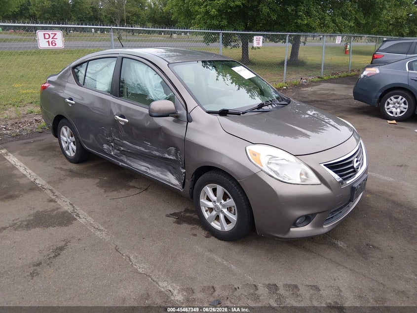 2012 Nissan Versa 1.6 Sl