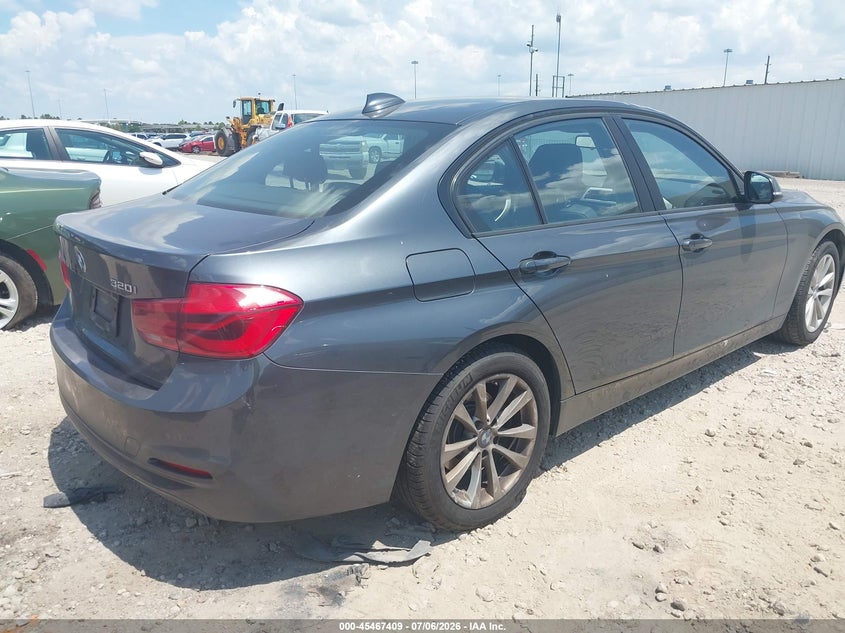 Vin: wba8a9c53hk620382, lot: 45965545, bmw 320i 20174