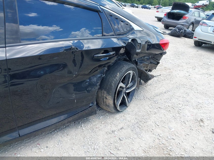2018 HONDA ACCORD auction photo 6