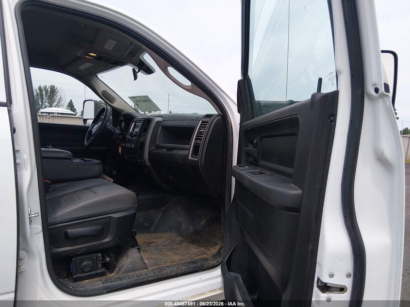2018 Ram 3500 Tradesman 4X4 6'4 Box VIN: 3C63R3CT9JG383693 Lot: 45467491