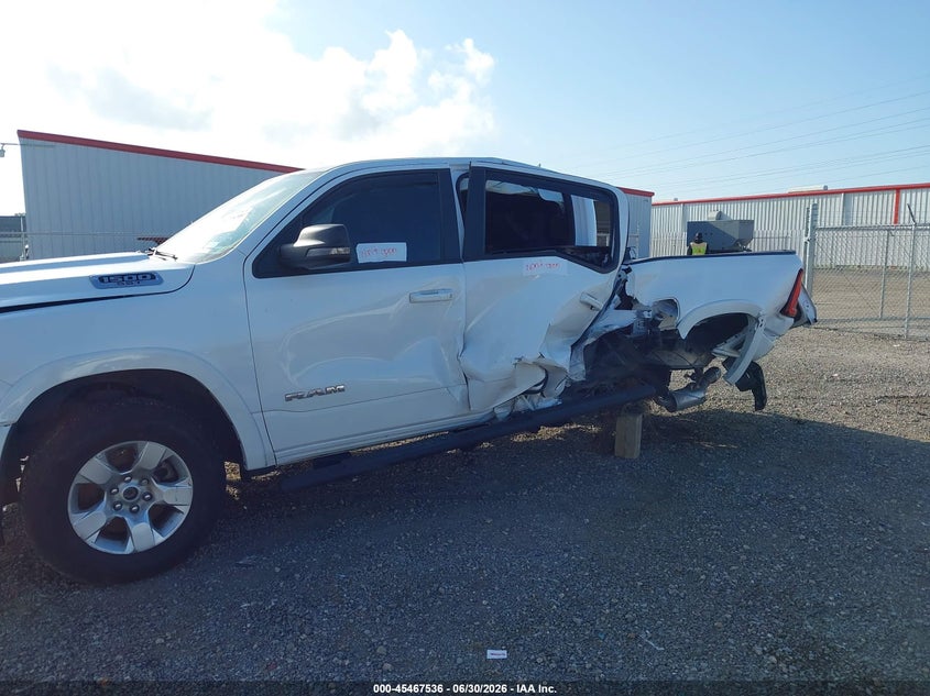 2025 RAM 1500 auction photo 6