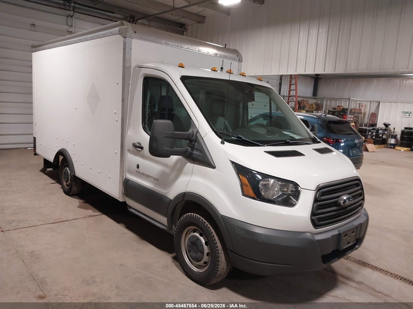 2018 FORD TRANSIT-250 CUTAWAY auction photo 1