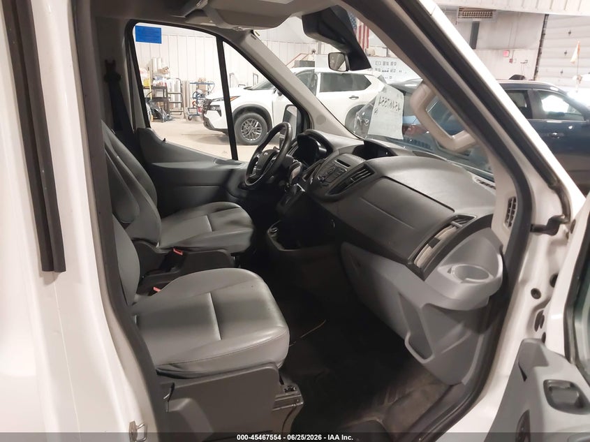 2018 FORD TRANSIT-250 CUTAWAY auction photo 5