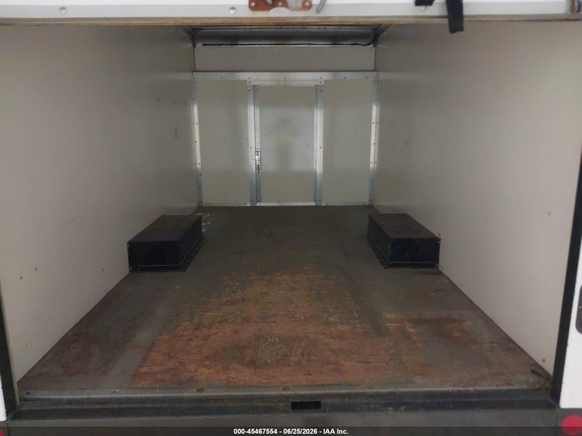 2018 FORD TRANSIT-250 CUTAWAY auction photo 8
