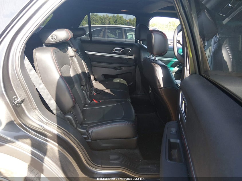 2017 FORD EXPLORER auction photo 8