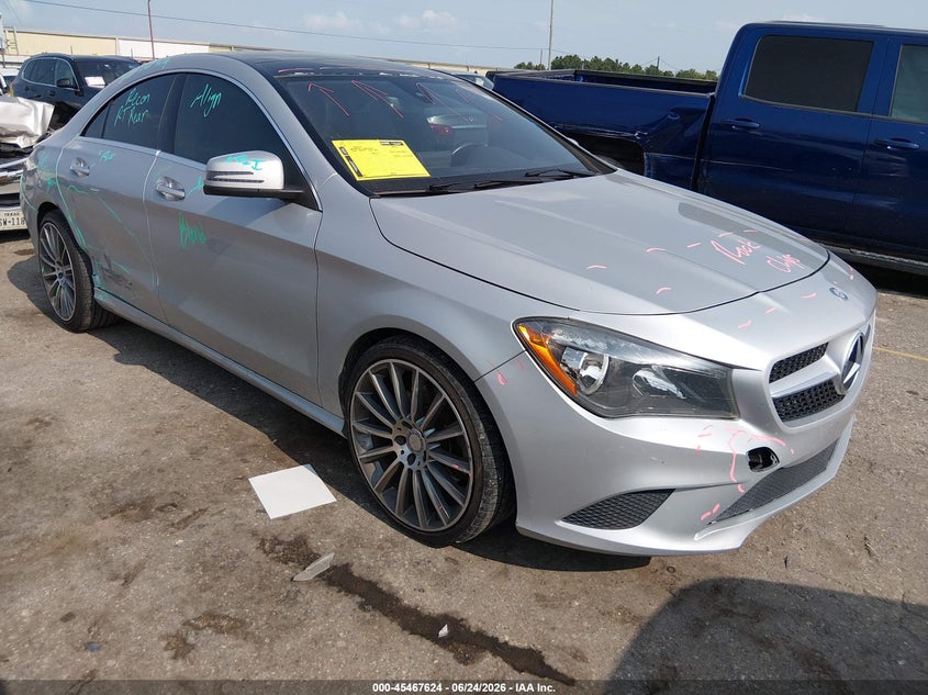 2015 MERCEDES-BENZ CLA 250 — zdjęcie z aukcji