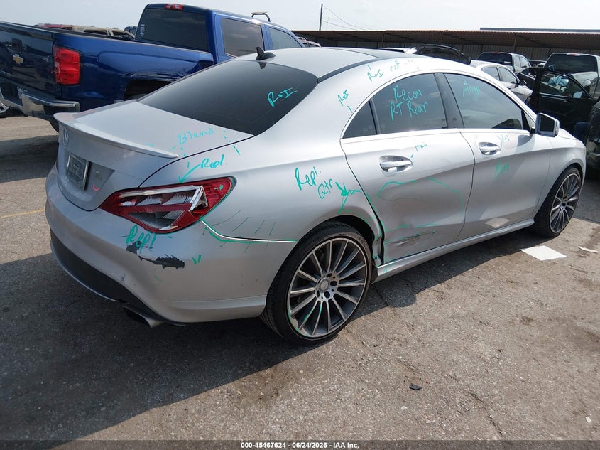2015 MERCEDES-BENZ CLA 250 — zdjęcie 4