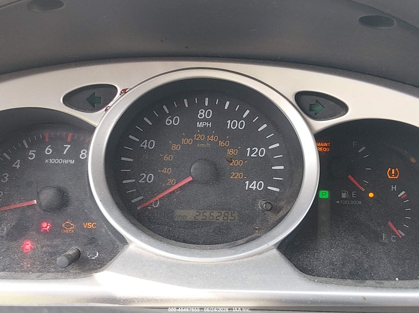 2004 Toyota Highlander V6 VIN: JTEEP21A040044960 Lot: 45467655