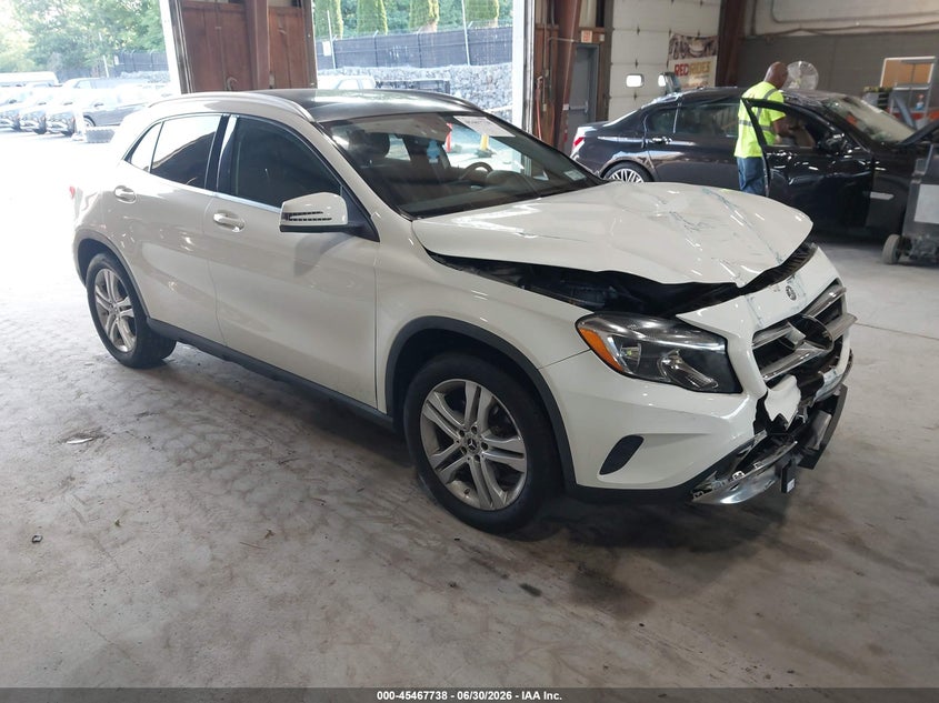MERCEDES-BENZ GLA 250 2015 VIN WDCTG4GB7FJ121337