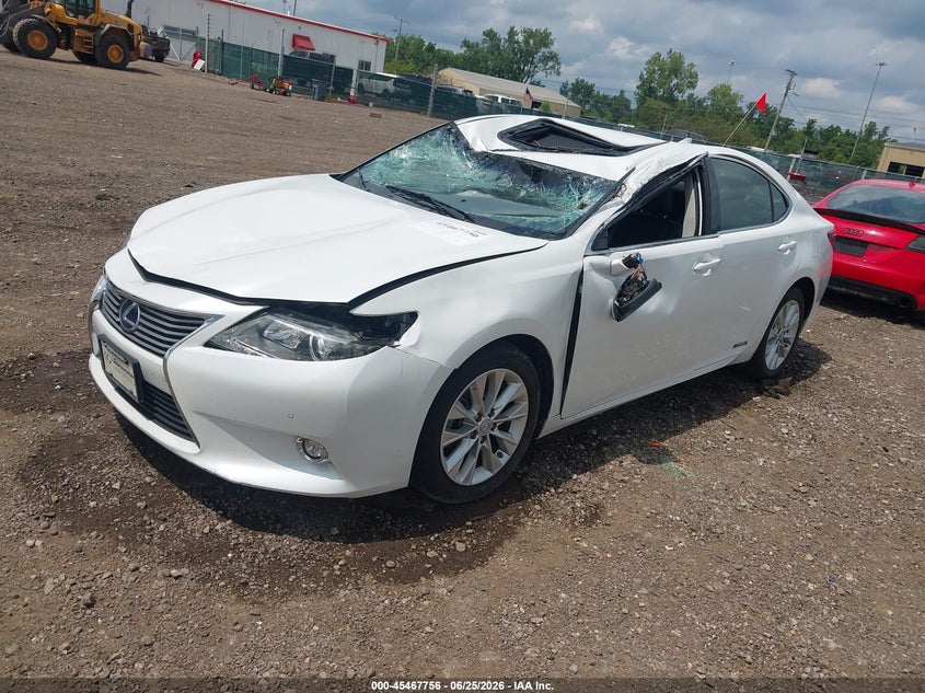 Vin: jthbw1gg2f2083068, lot: 45965893, lexus es 300h 20152
