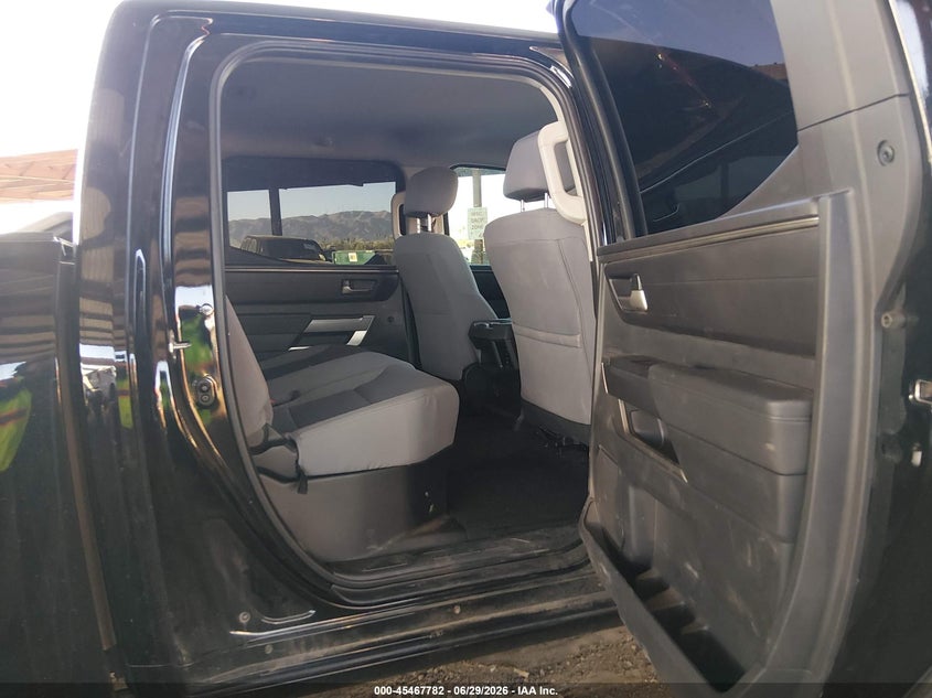 2024 TOYOTA TUNDRA auction photo 8