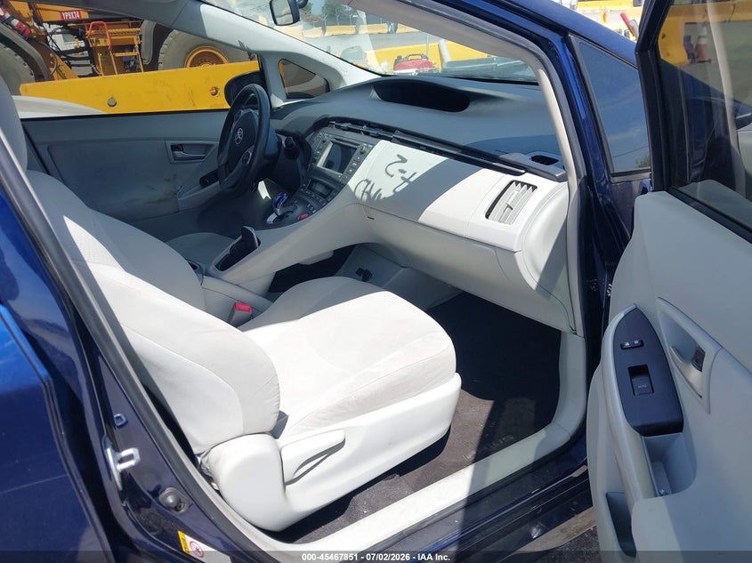 2012 TOYOTA PRIUS HATCHBACK 1.8L I-4 DOHC, VVT, 98HP