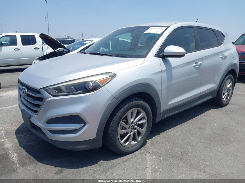 2017 HYUNDAI TUCSON auction photo 2
