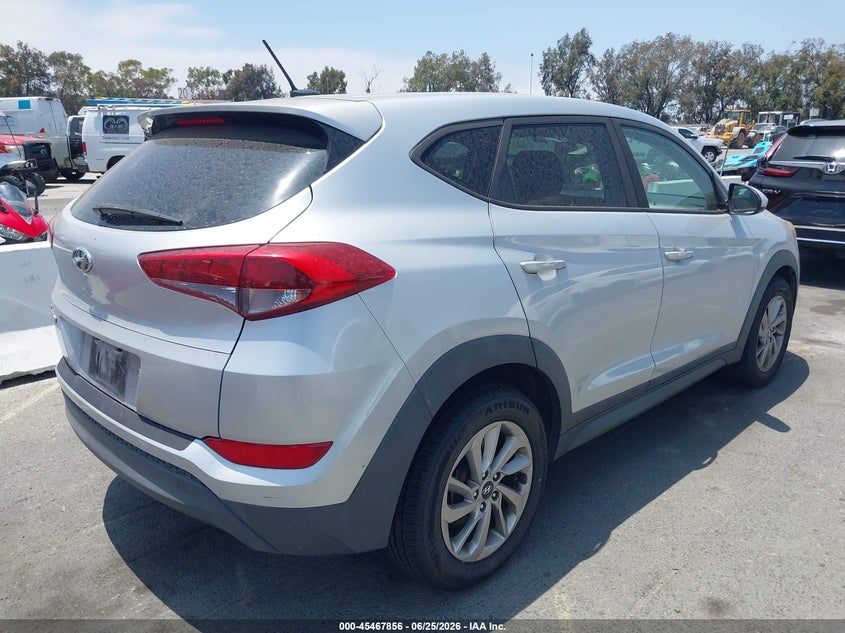 2017 HYUNDAI TUCSON auction photo 4