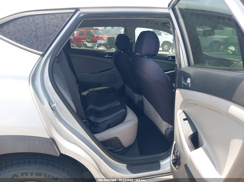 2017 HYUNDAI TUCSON auction photo 8