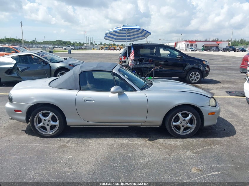 MAZDA MX-5 MIATA 2001 VIN JM1NB353710215915