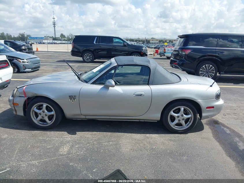 MAZDA MX-5 MIATA 2001 VIN JM1NB353710215915