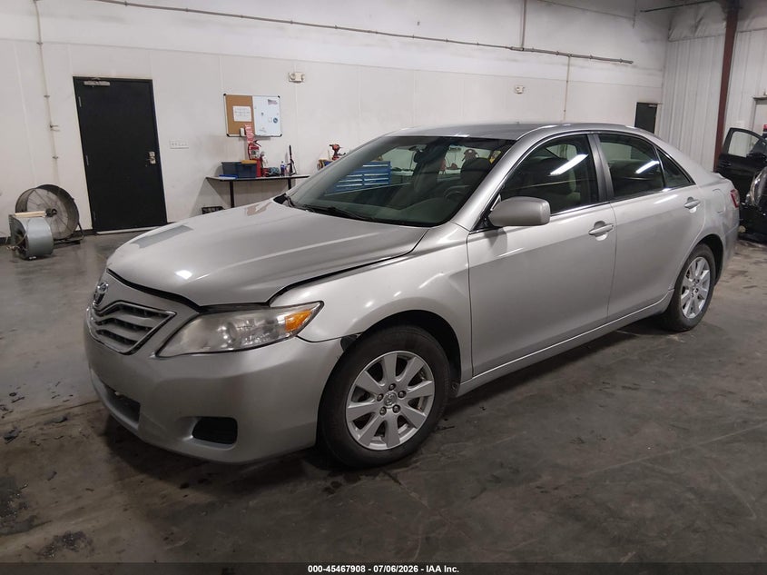 2010 TOYOTA CAMRY auction photo 2