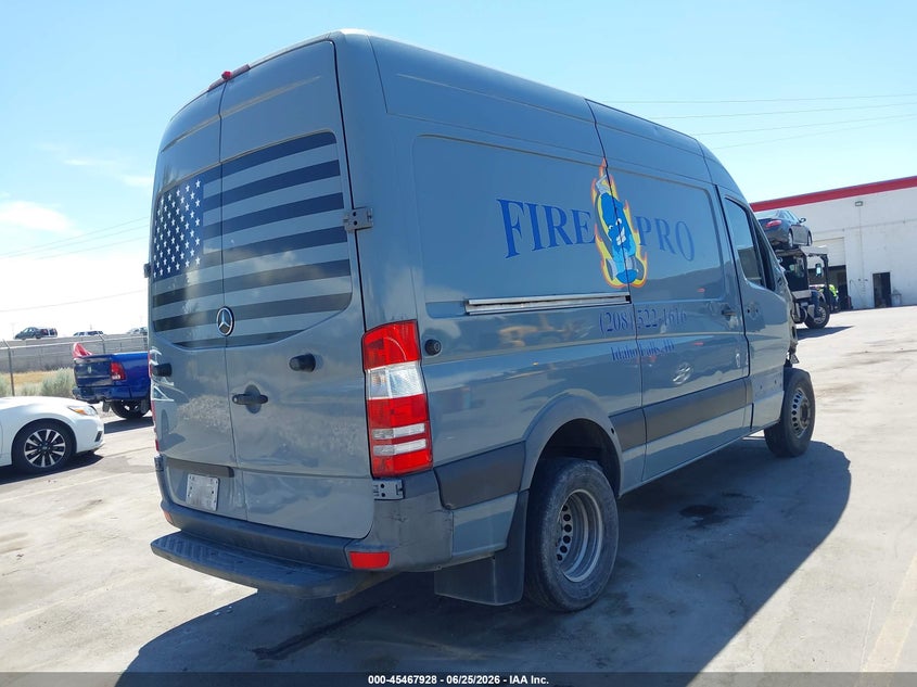 2015 MERCEDES-BENZ SPRINTER 3500 auction photo 4