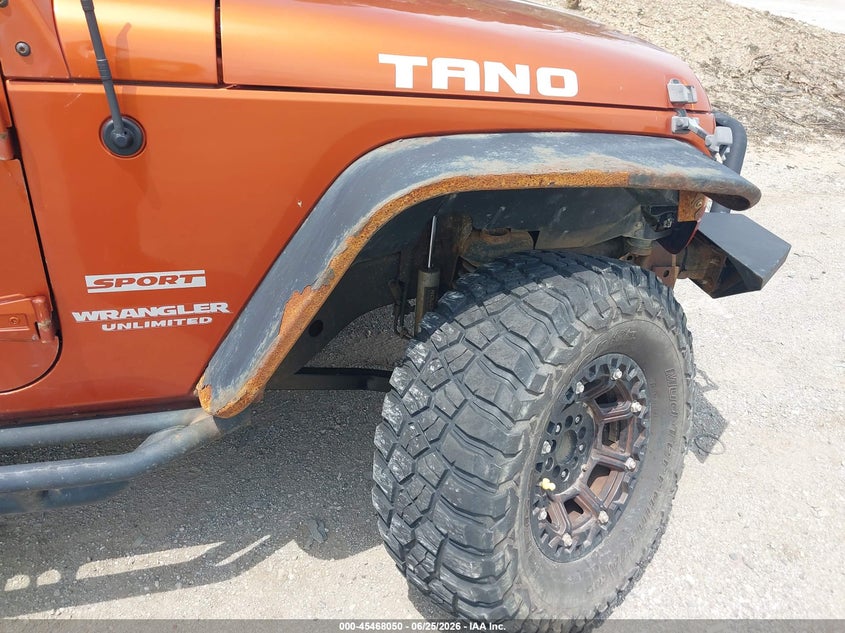 2010 JEEP WRANGLER UNLIMITED auction photo 6