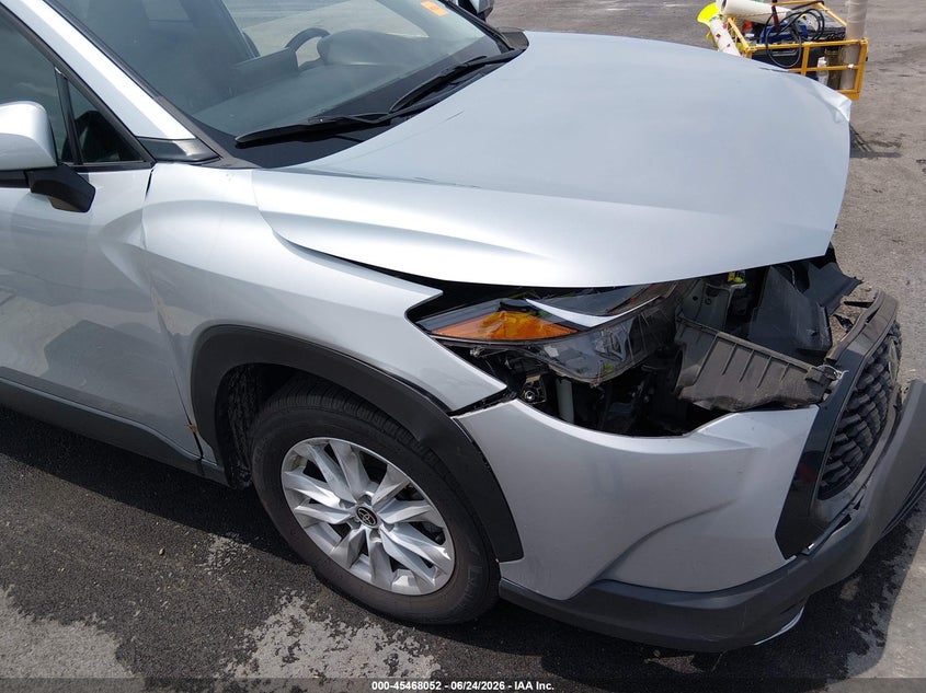 2022 Toyota Corolla Cross Le VIN: 7MUCAAAG6NV023076 Lot: 45468052