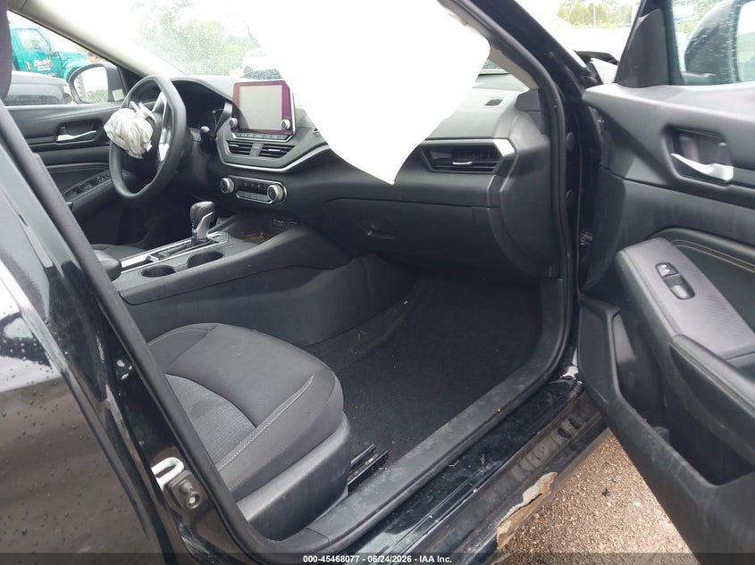 2020 NISSAN ALTIMA auction photo 5