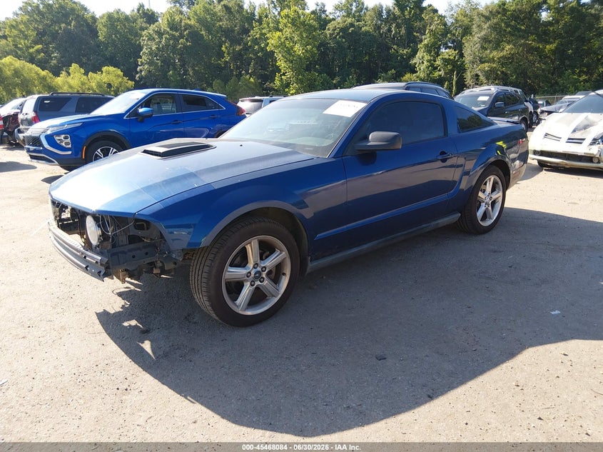 2008 FORD MUSTANG auction photo 2