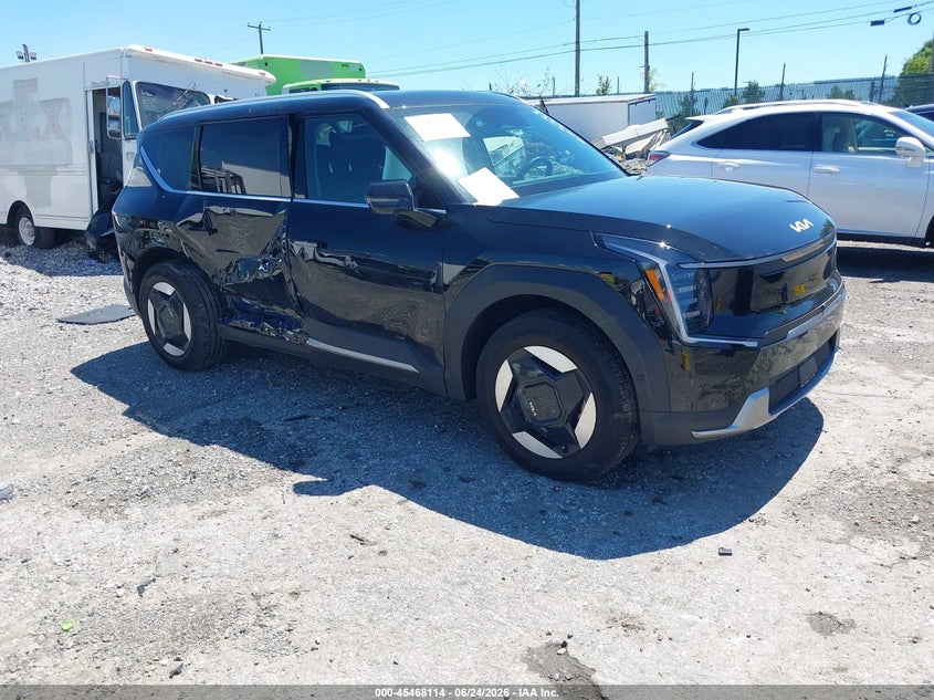Vin: 5xyaffs54tg020619, lot: 45966251, kia ev9 wind 2026 img_1