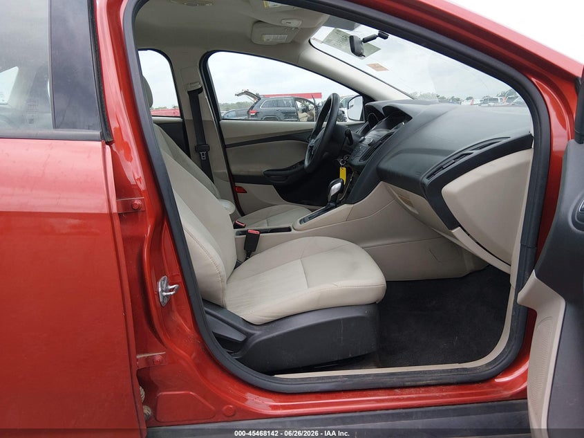 2018 FORD FOCUS auction photo 5