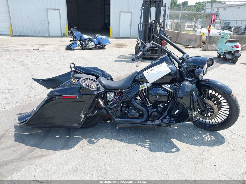 2014 Harley-Davidson Flhp Police Road King VIN: 1HD1FHM14EB645796 Lot: 45468195