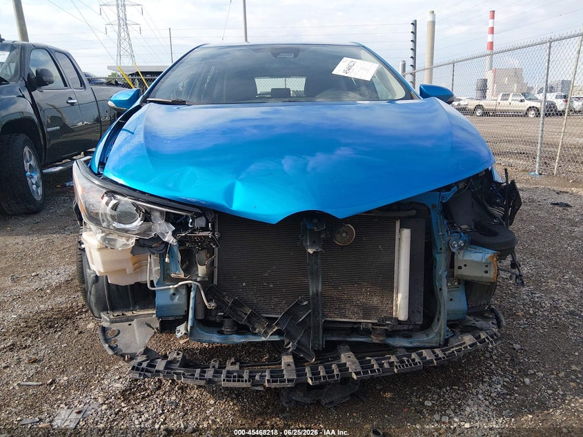 TOYOTA COROLLA IM - zdjęcie 12
