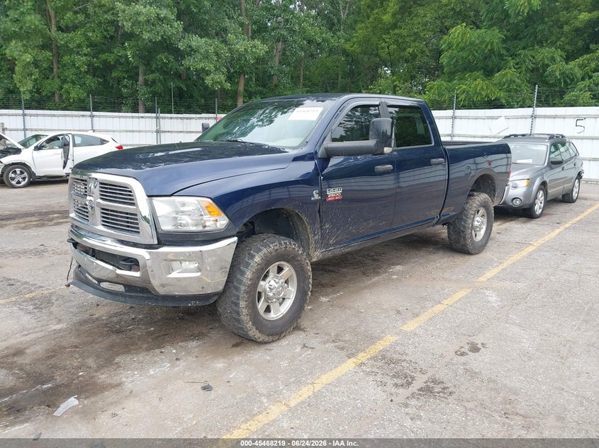 Vin: 3c6ud5dl6cg233248, lot: 45966356, ram 2500 big horn 20122