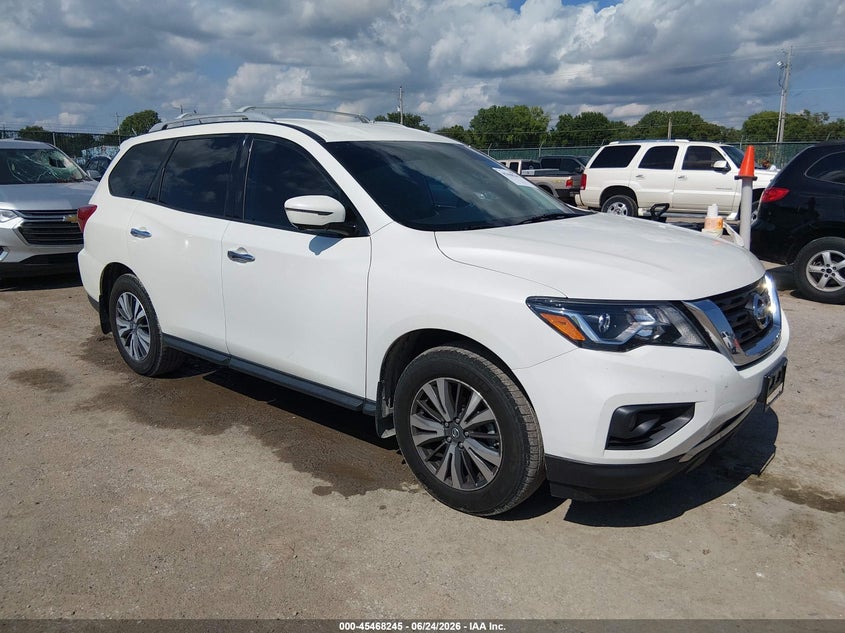 2017 Nissan Pathfinder