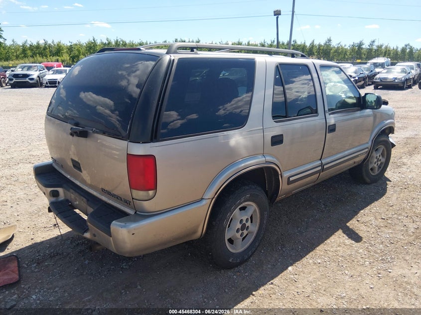 1999 CHEVROLET BLAZER auction photo 4