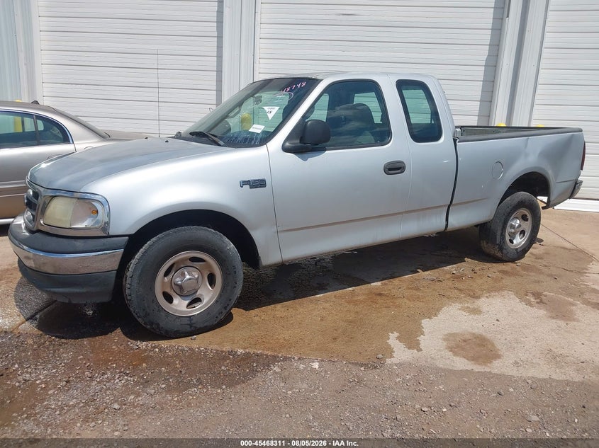 2000 Ford F-150, Left Rear, IAAI, VIN 1FTZX1722YNA29062 — photo 2