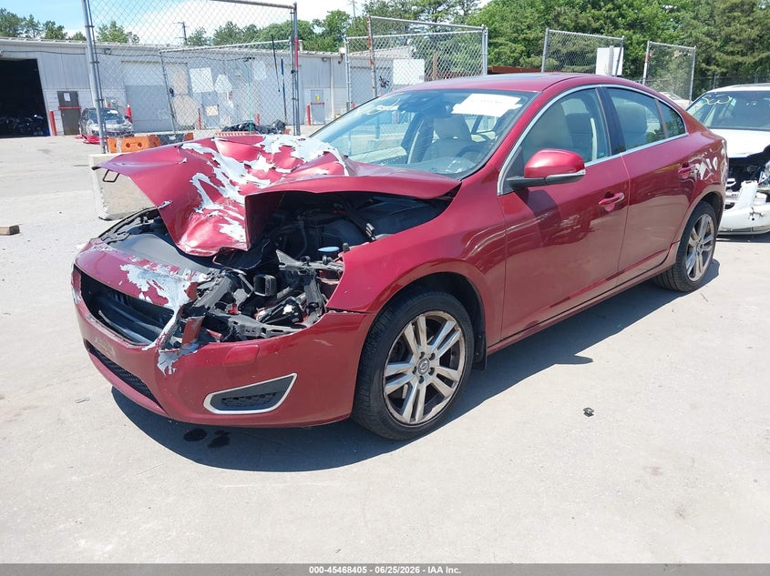 Vin: yv1622fs6c2117481, lot: 45966542, volvo s60 t5/t5 w/moonroof 20122