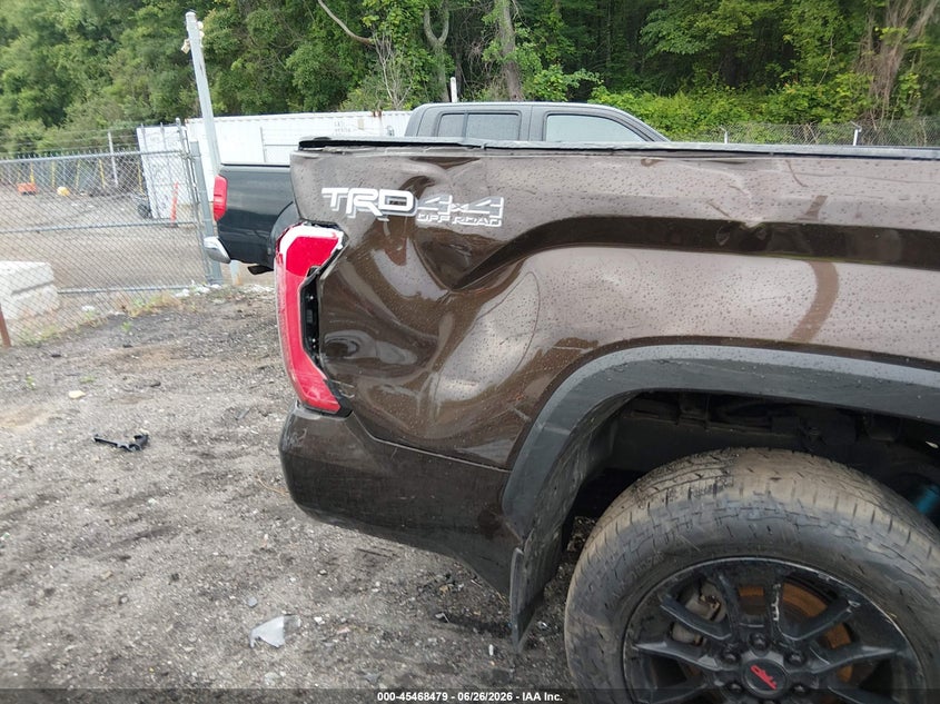 2022 TOYOTA TUNDRA auction photo 6
