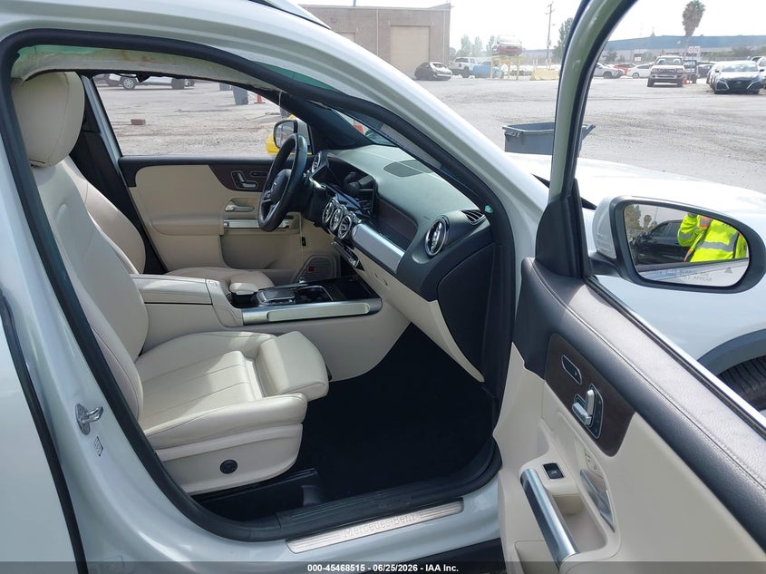 2021 MERCEDES-BENZ GLB 250 auction photo 5