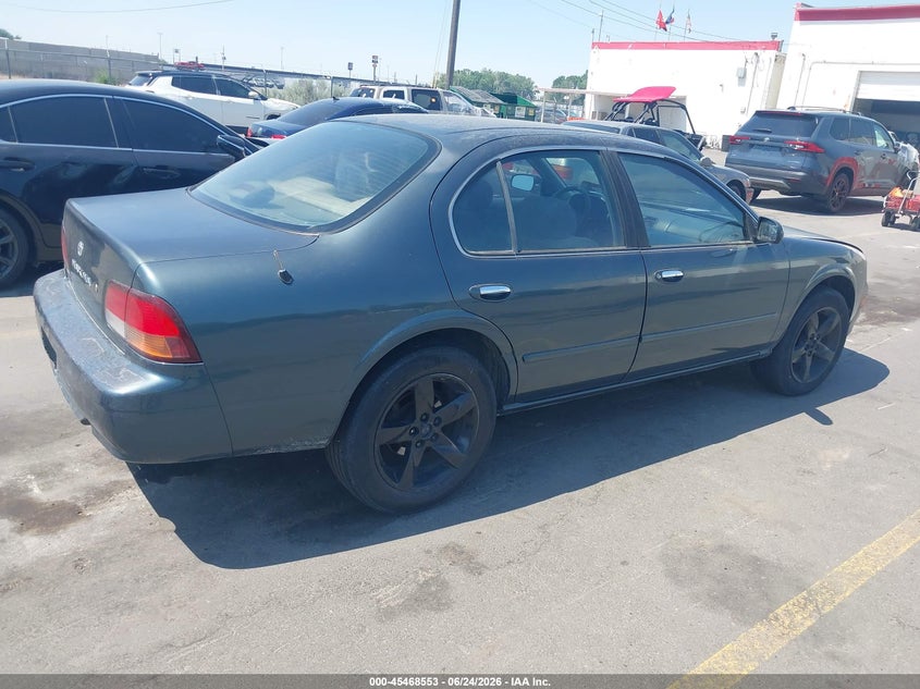 1998 NISSAN MAXIMA auction photo 4