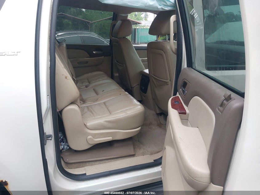 2013 GMC YUKON XL 1500 auction photo 8