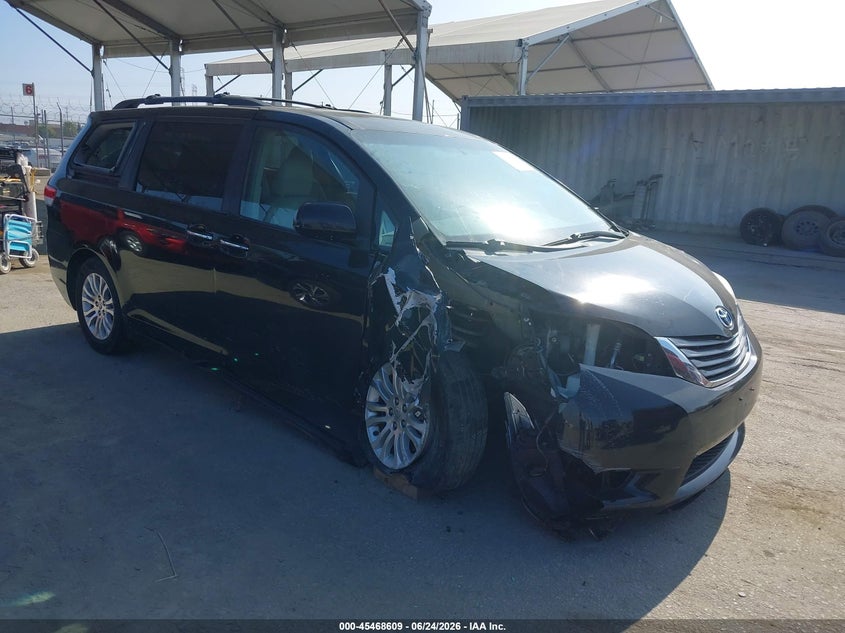 2011 TOYOTA SIENNA XLE V6