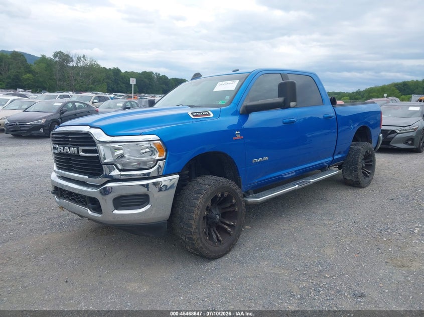 Vin: 3c6ur5dl9lg117284, lot: 45966784, ram 2500 big horn  4x4 6'4 box 20202
