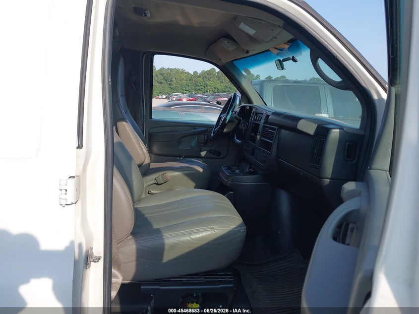 2012 CHEVROLET EXPRESS 1500 auction photo 5
