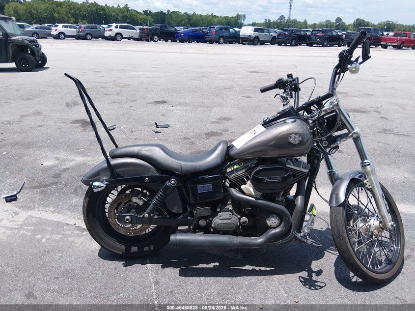 2016 Harley-Davidson Fxdwg Dyna Wide Glide VIN: 1HD1GPM16GC322774 Lot: 45468828