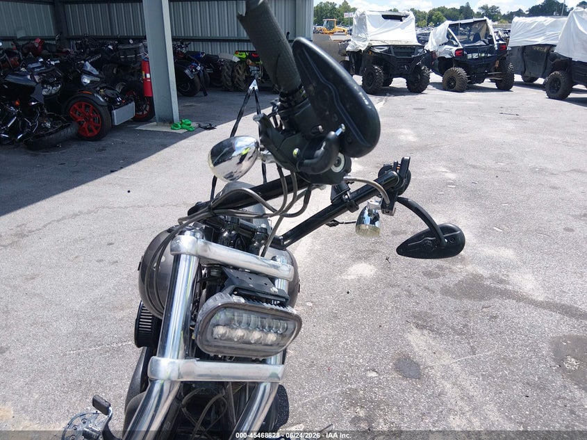 2016 HARLEY-DAVIDSON WIDE GLIDE MOTO 2