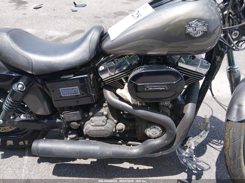 2016 Harley-Davidson Fxdwg Dyna Wide Glide VIN: 1HD1GPM16GC322774 Lot: 45468828